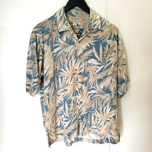 Island Republic Men Hawaiian Shirt Size M 100% Silk Button Front Palm Leaves Tan